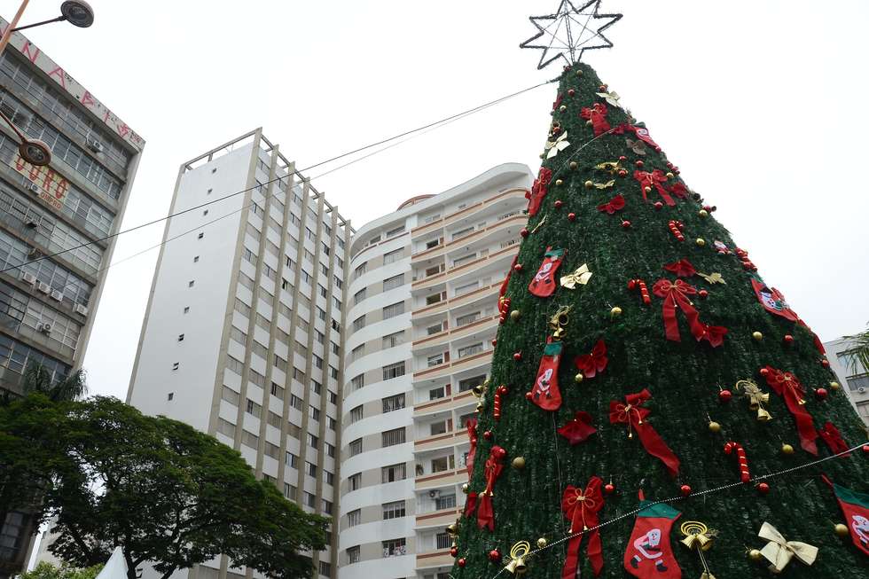Programação de Natal leva shows à praça Coronel Fernando Prestes
