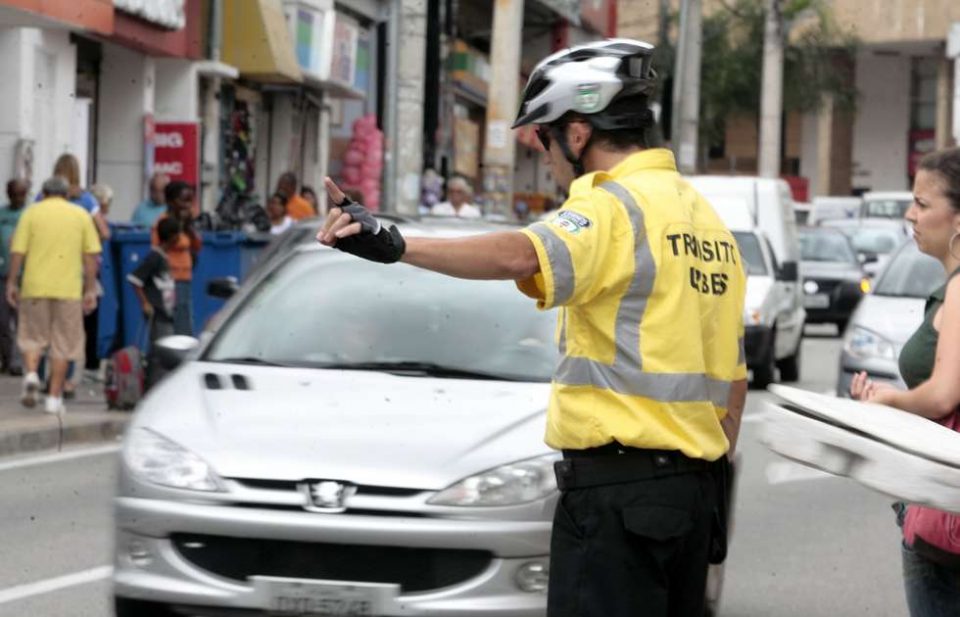 WhatsApp da Urbes recebe 235 denúncias