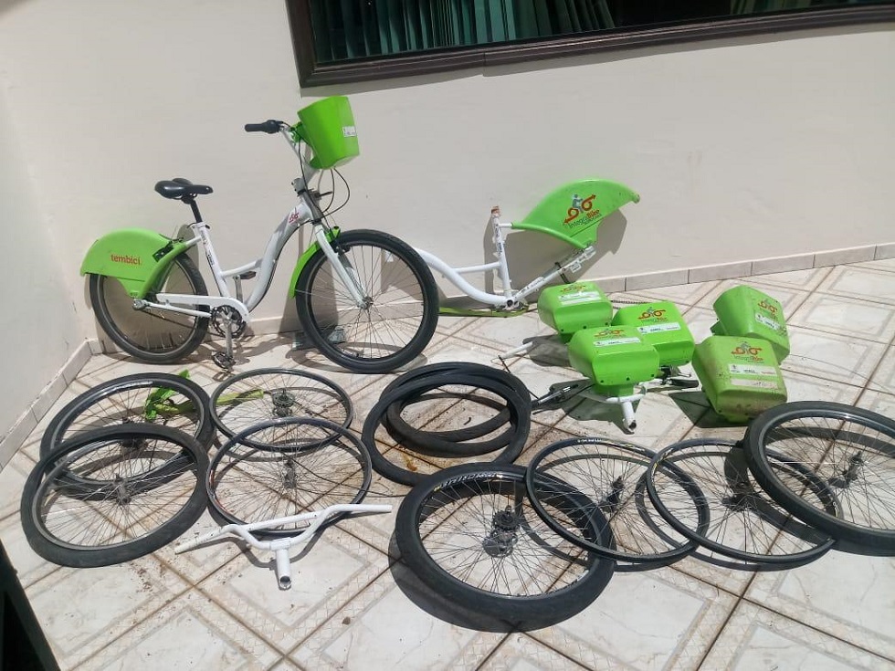Bicicleta e peças foram recuperados pela Guarda Civil Municipal. Crédito da Foto: Divulgação