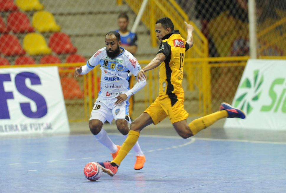 Magnus e Pato Futsal empatam pela Copa do Brasil: 2 a 2