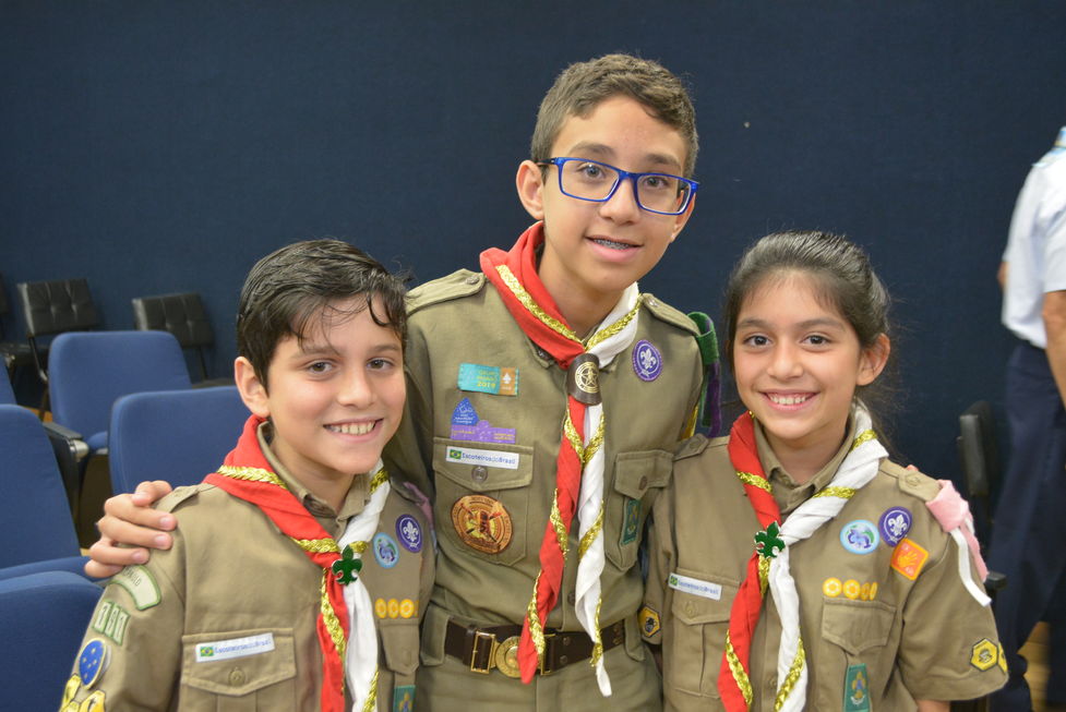 Presença: 50 anos, sempre alerta