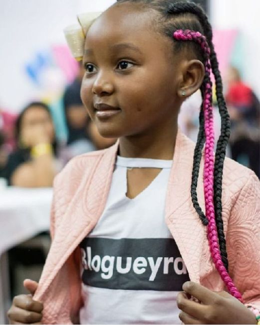 Penteado Infantil Fácil com Tiara em Tranças de Duas Pontas