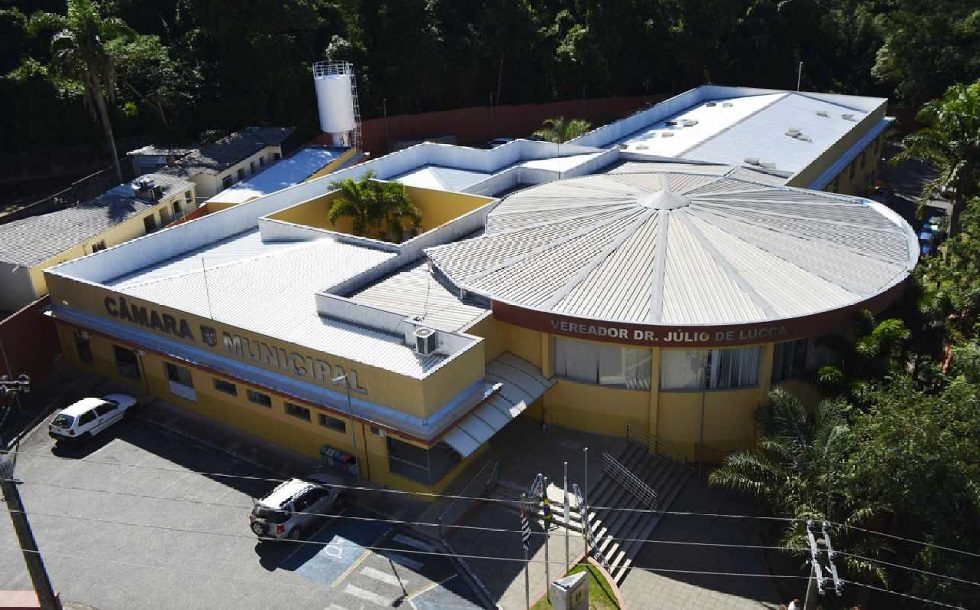 Câmara de São Roque abre concurso público para preencher 12 vagas