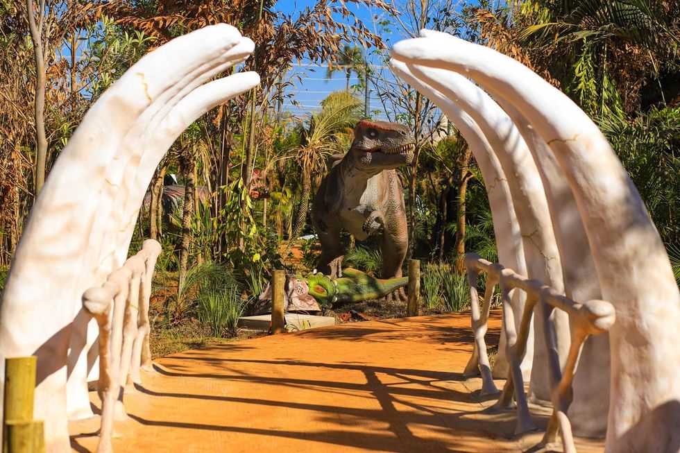 Vale dos Dinossauros em Olímpia inicia expansão do parque