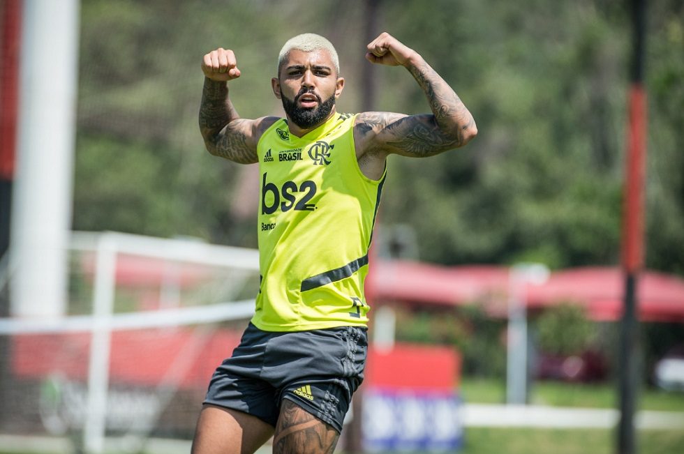 Tite convoca dois do Flamengo e goleiro do Santos para seleção brasileira