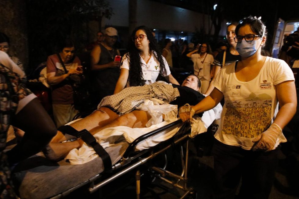 Hospital no Rio confirma 11 mortos após incêndio