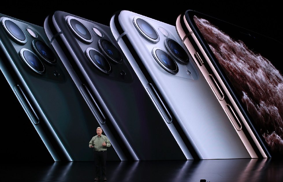 iPhone 11 tem preço de US$ 699 e tela de 6,1 polegadas