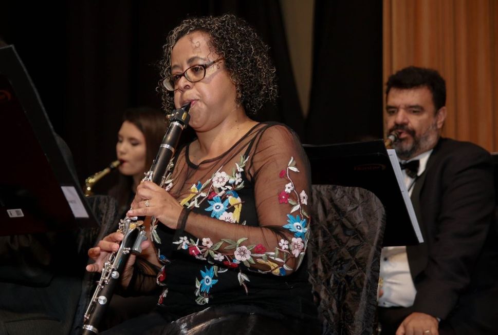 Banda Sinfônica da Fundec se apresenta com solo de clarinete