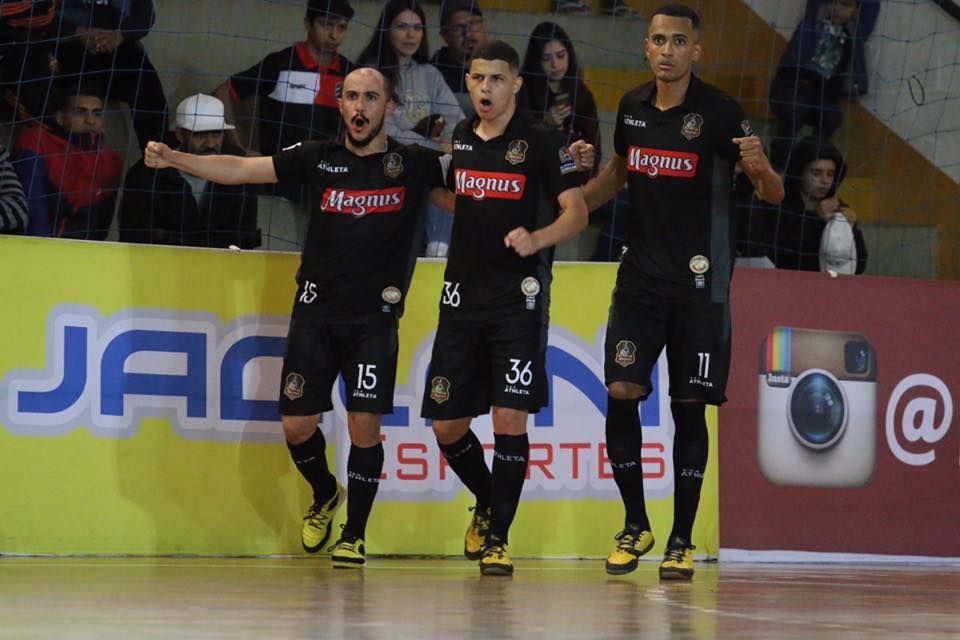 Magnus faz 6 a 3 em Taboão pela Liga Paulista de Futsal