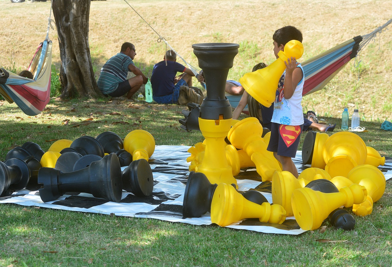 Festa do Dia das Crianças no Parque dos Espanhóis reúne centenas de pessoas  - Agência Sorocaba de Notícias