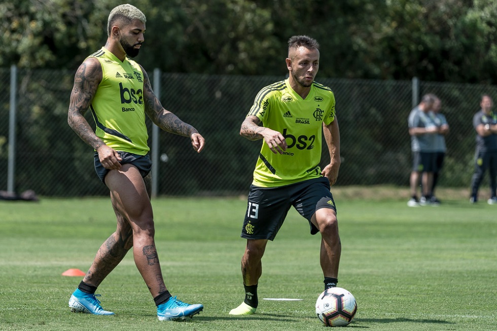 Grêmio e Flamengo disputam vaga para final da Libertadores