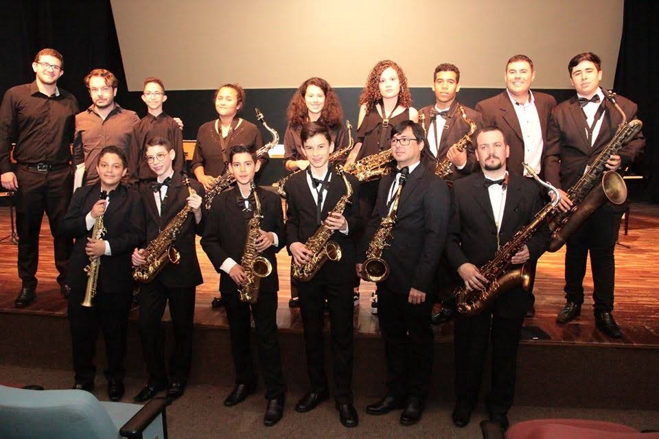 Alunos de saxofone do IMMS tocam na Sala Fundec