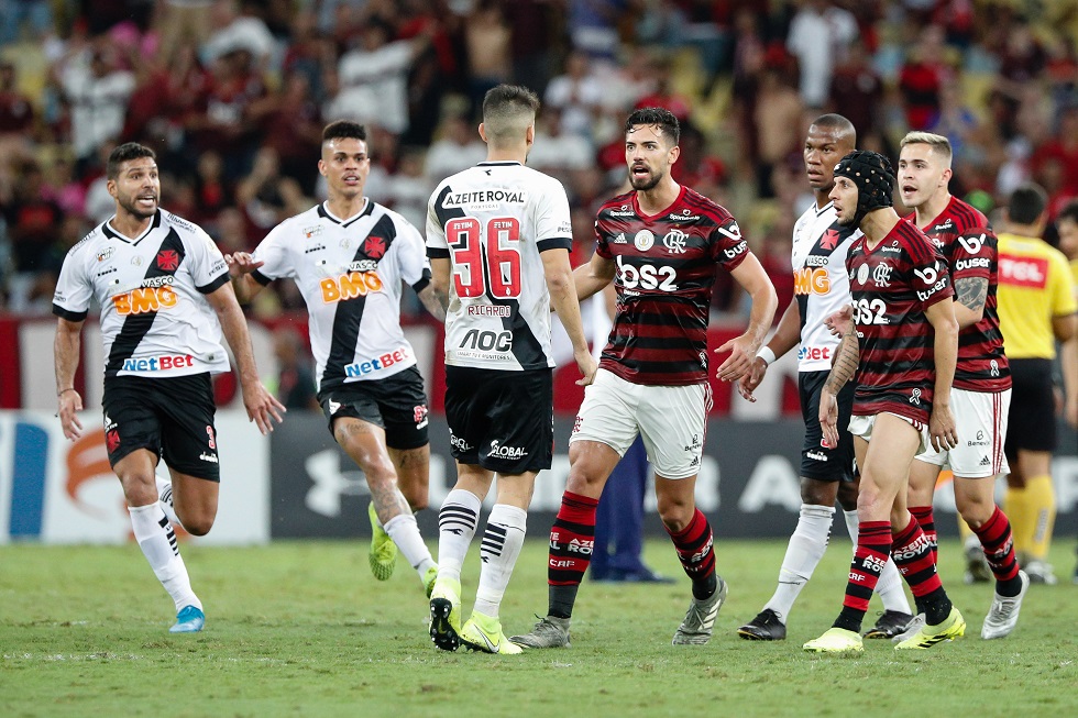 Flamengo e Vasco empatam por 4 a 4 em jogaço no Maracanã
