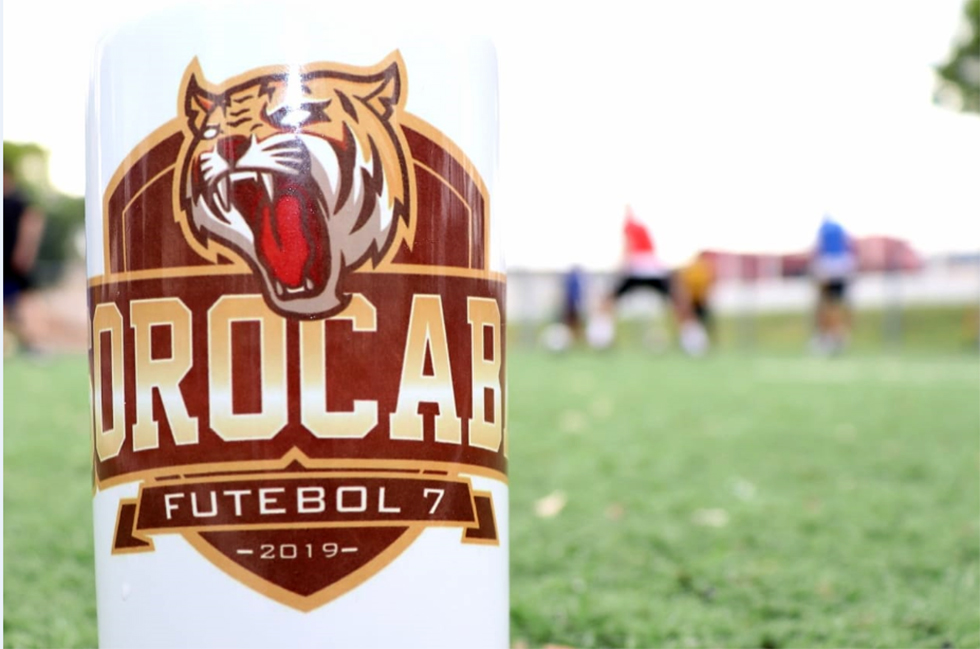 Escudo resume as características do Sorocaba Futebol 7. Tigre representa a garra