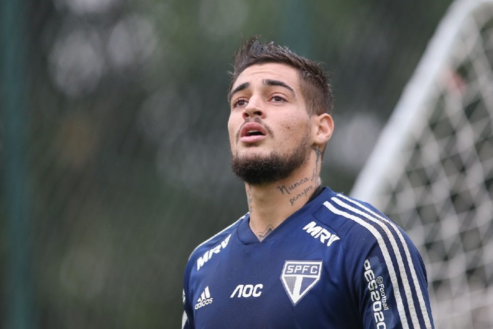 São Paulo rescindirá contrato do goleiro Jean após período de férias