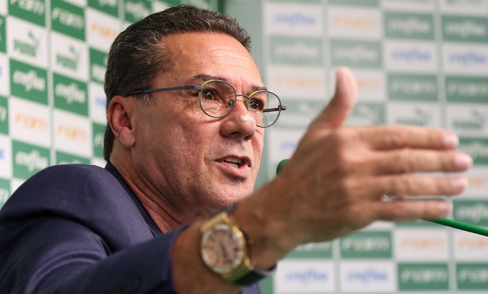 Palmeiras diz que futebol voltará ‘no momento certo’