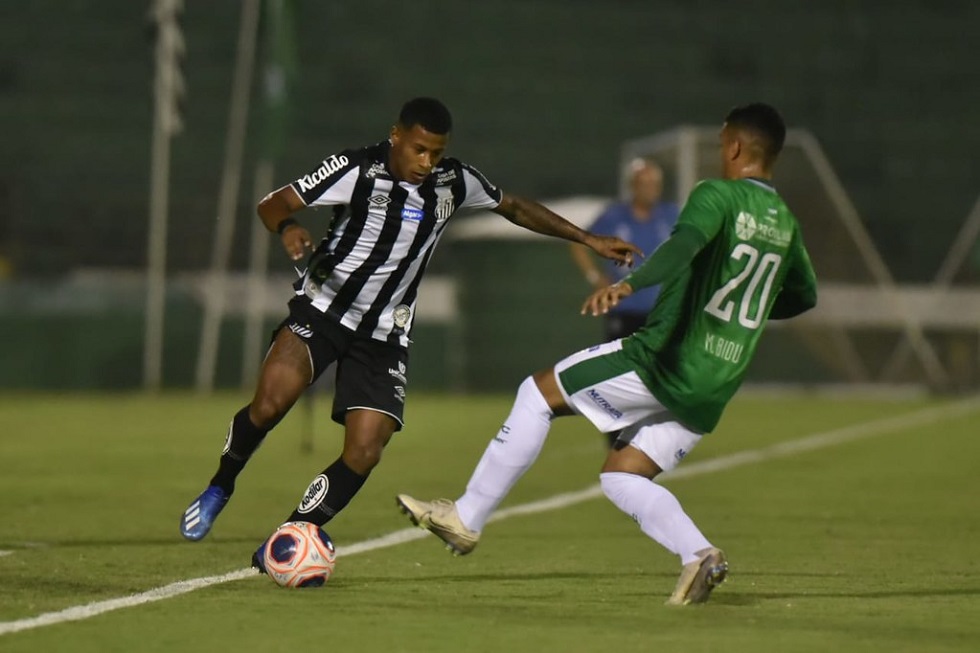 Santos bate o Guarani e técnico Jesualdo comemora primeira vitória