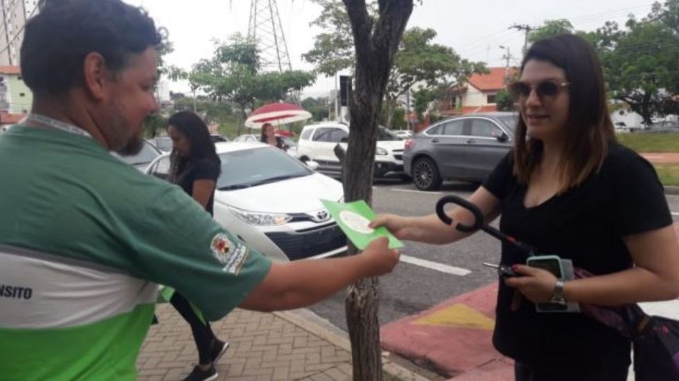 Cartilha orienta pais sobre trânsito