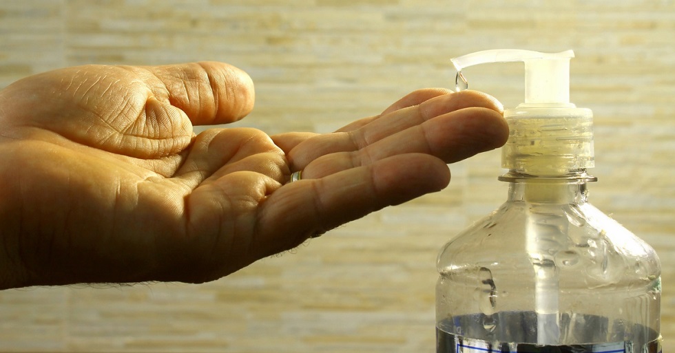 Ambev produzirá 500 mil unidades de álcool em gel para doar a hospitais