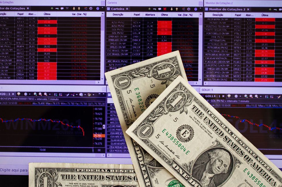 Efeito Moro: dólar a R$ 5,66 e Bolsa cai 5,4%