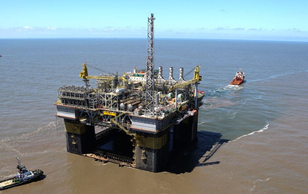 Petrobras põe 62 plataformas de petróleo em hibernação