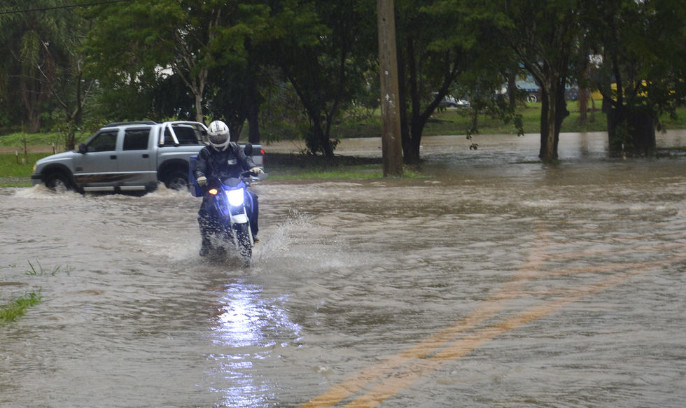 Em poucas horas, chove 64 mm em Sorocaba