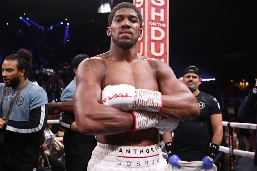 Joshua pede ‘vacina’ contra vírus do racismo