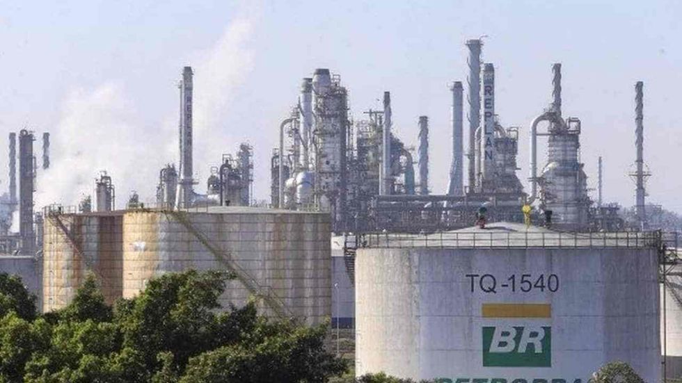 Postos já podem vender novo tipo de gasolina no Brasil
