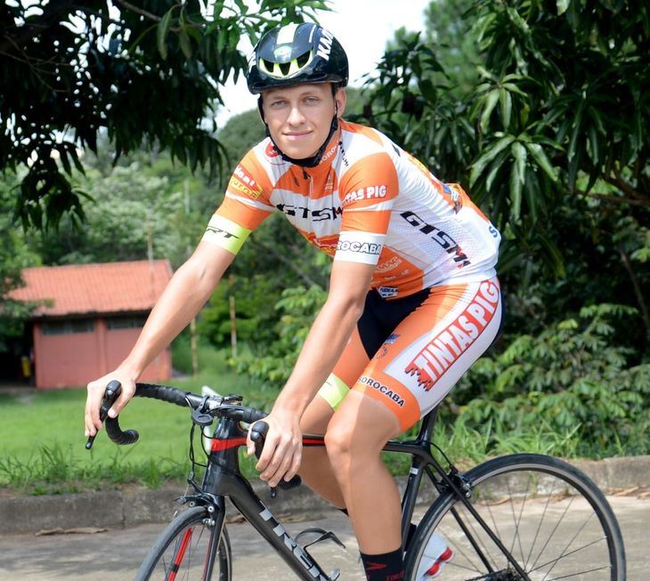 Ciclista de Sorocaba corre na França na categoria Junior