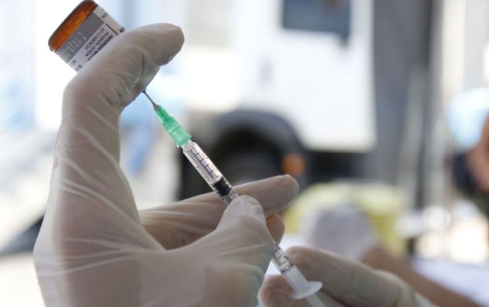 Fiocruz vai produzir vacina contra Covid-19