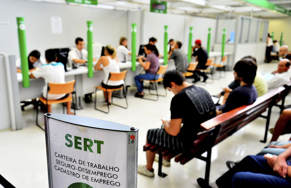 Cai 9,3% o volume de pedidos do seguro-desemprego em setembro