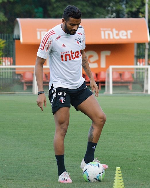 São Paulo joga com o Fluminense no Morumbi