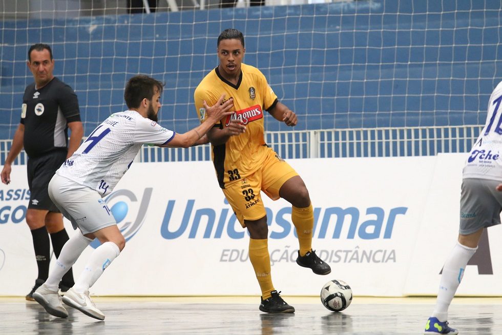 Magnus Futsal vence Brasília pela Liga Nacional