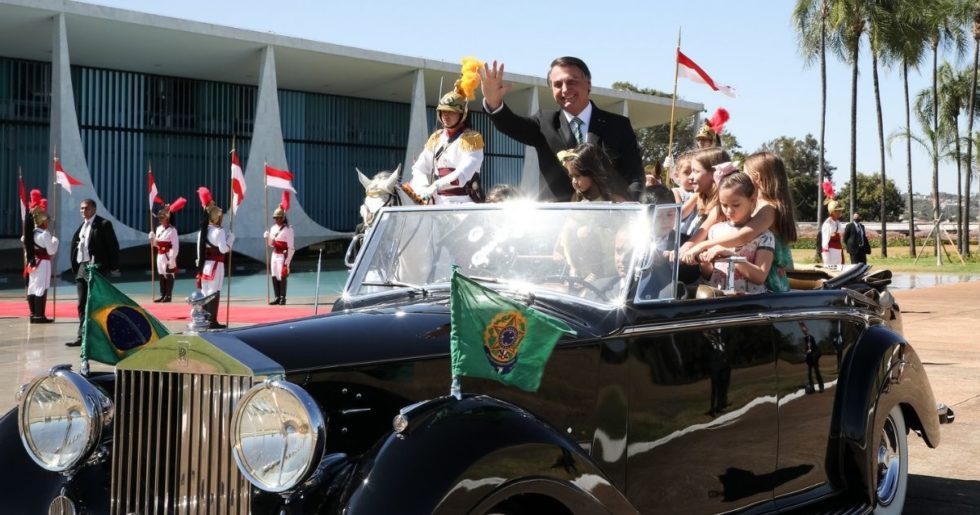 Bolsonaro participa de solenidade de 7 de Setembro