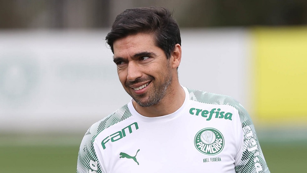 Abel Ferreira comanda primeiro treinamento no Palmeiras