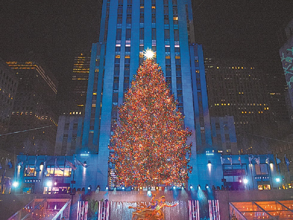 Nova York inaugura iluminação de Natal no Rockefeller Center