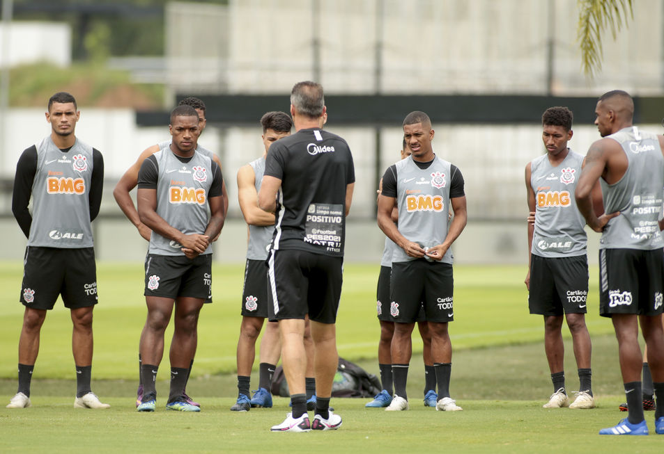 Corinthians tem semana livre para treinar