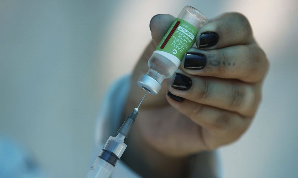 Fiocruz recebe 2 milhões de vacinas