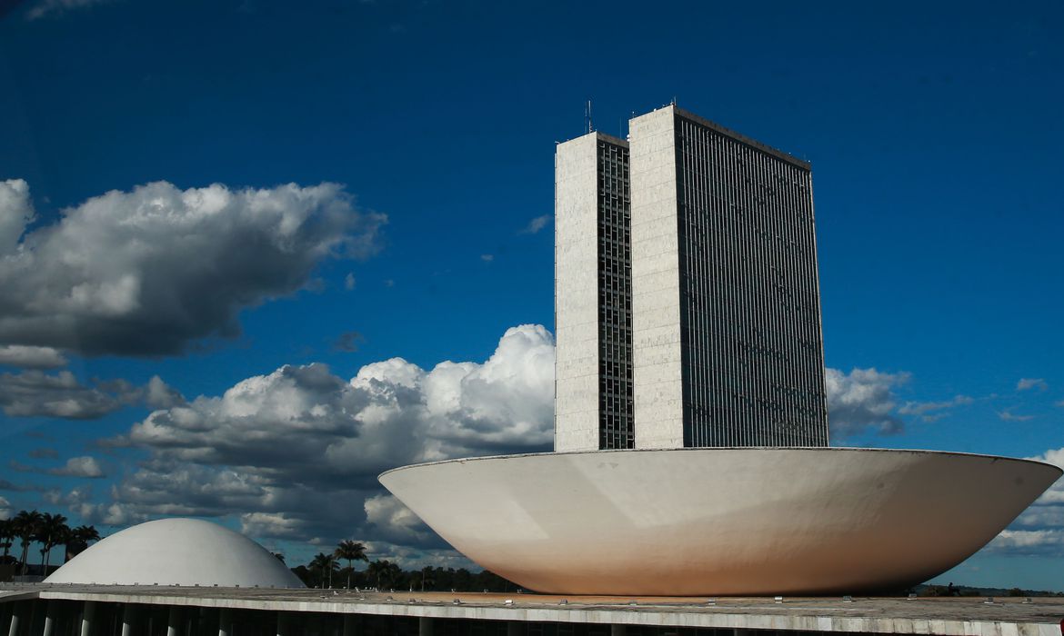 Fachada da Câmara dos Deputados, em Brasília.