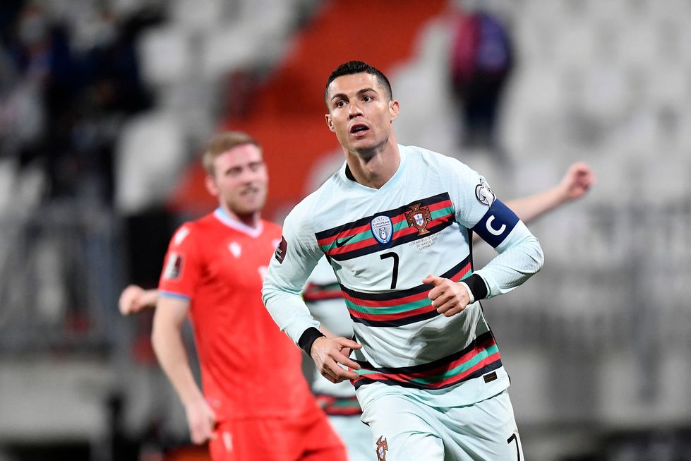 Portugal vence com gol de CR7